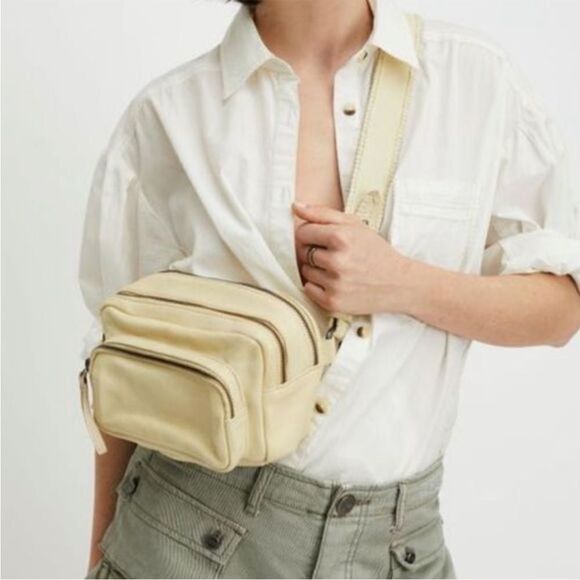 Free People Nikko Leather Sling Bag Cream - Picture 1 of 8
